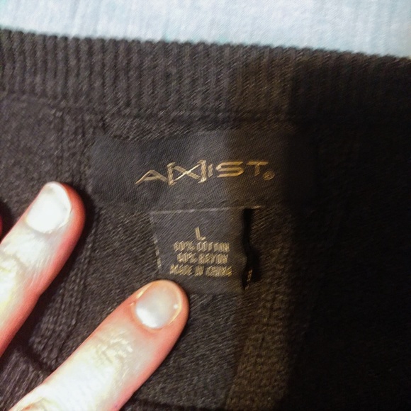 🌿2 for $20🌿 Mens LG Axist Navy Sweater - Picture 3 of 3